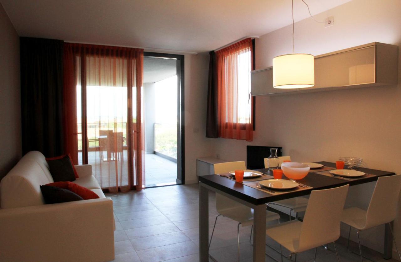 Residence Ormeggio Градо Номер фото